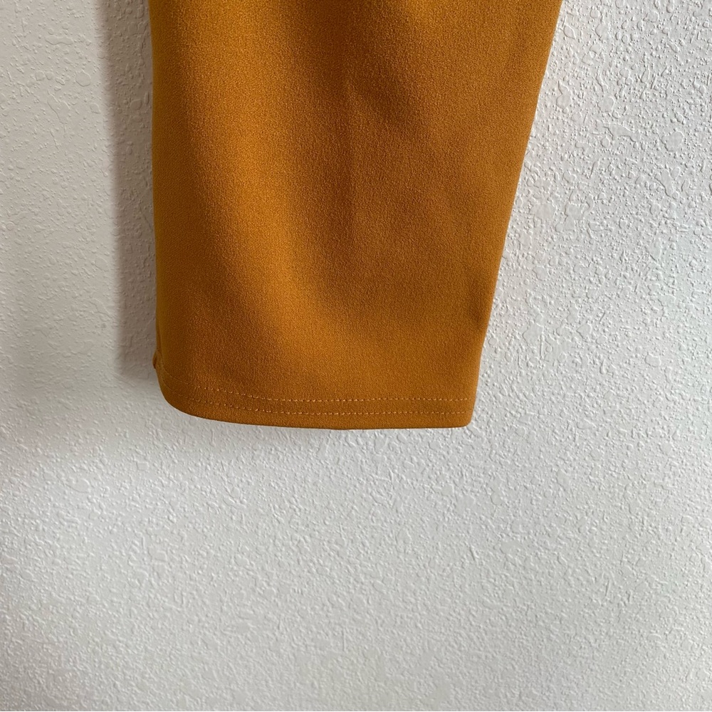 dress pants - Picture 4 of 5